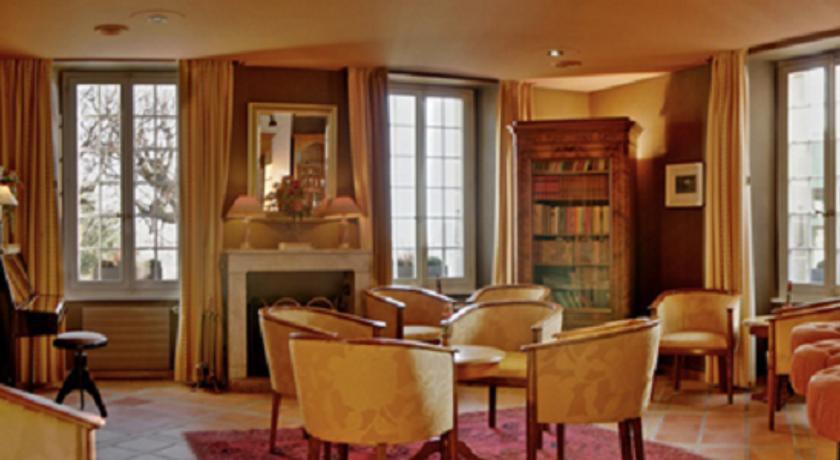 Inn Les Chevreuils